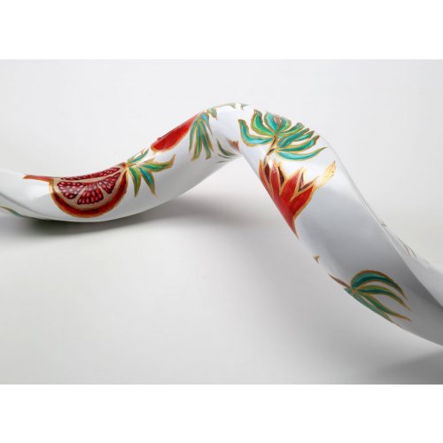 Pomegranate on White Background Hand Painted Yemenite Shofar